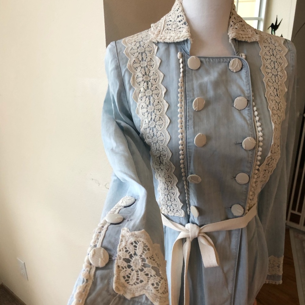 Embroidered slim long denim jacket